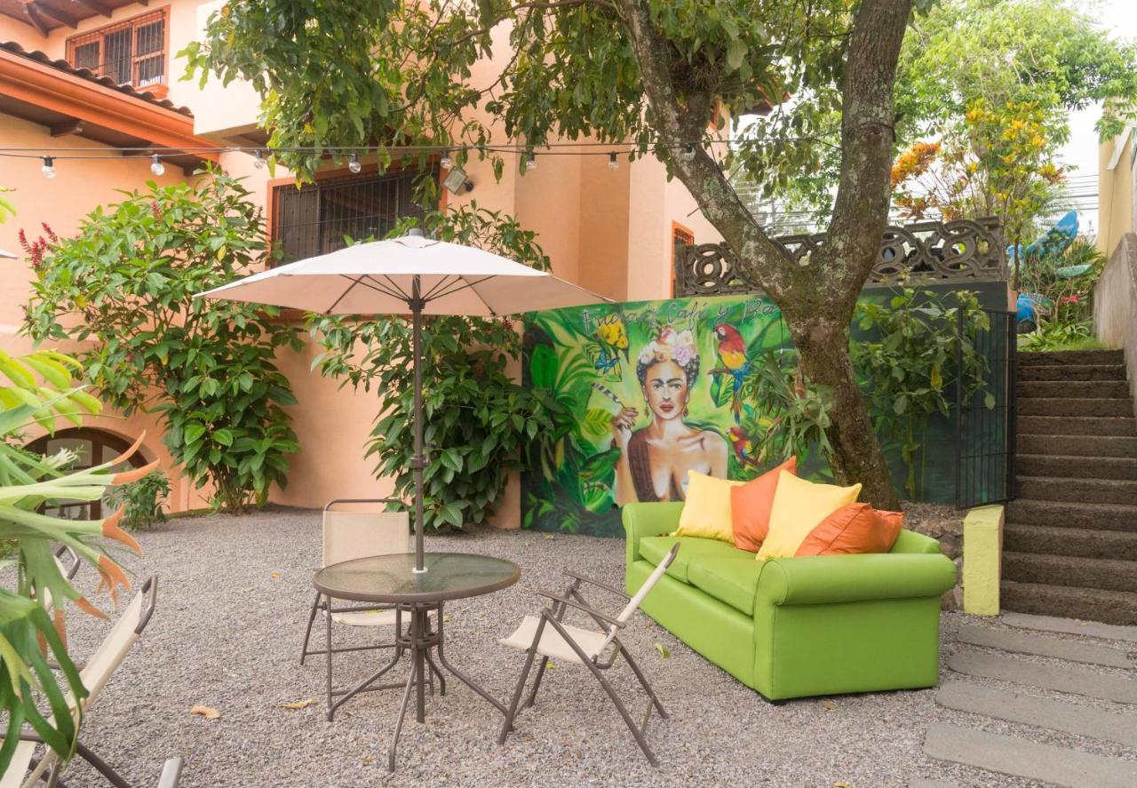 Luna Inn B&B Ciudad Cariari Экстерьер фото