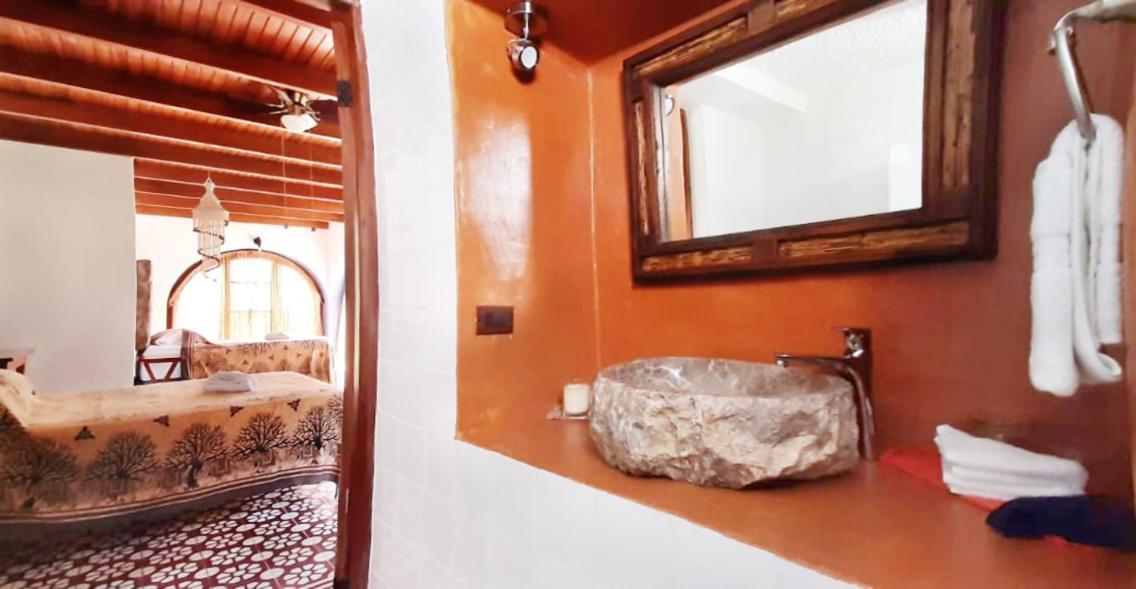 Luna Inn B&B Ciudad Cariari Экстерьер фото