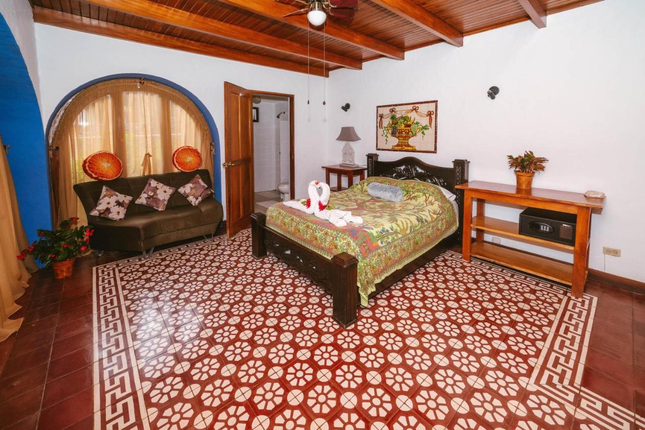 Luna Inn B&B Ciudad Cariari Экстерьер фото